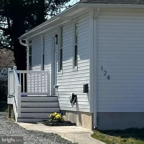 124 Spruce Ave, Bellmawr, NJ 08031