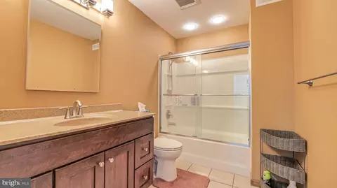 68 Wayside Rd, Berlin, NJ 08009 photo 17