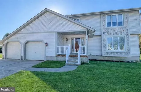 68 Wayside Rd, Berlin, NJ 08009 photo 2