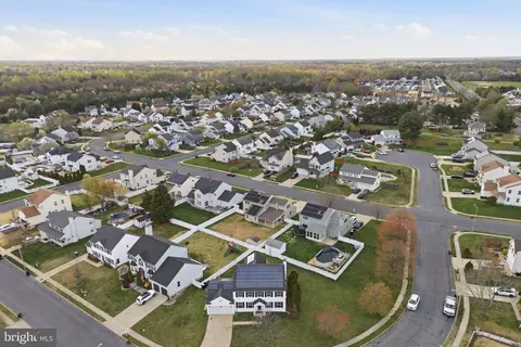 8 Mulberry St, Sicklerville, NJ 08081