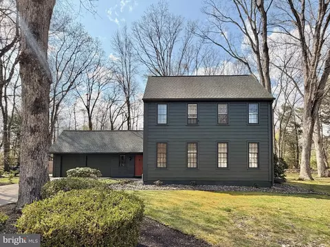 20 Doncaster Rd, Cherry Hill, NJ 08003