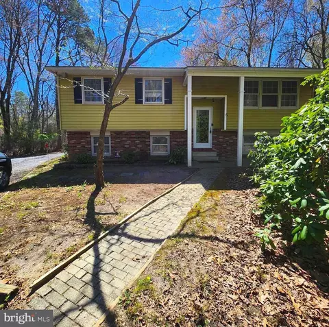 643 Hickstown Rd, Sicklerville, NJ 08081