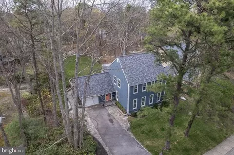 4 Tallowood Dr, Voorhees, NJ 08043