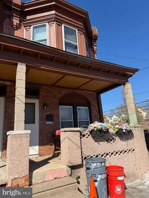 847 849 York St, Camden, NJ 08102