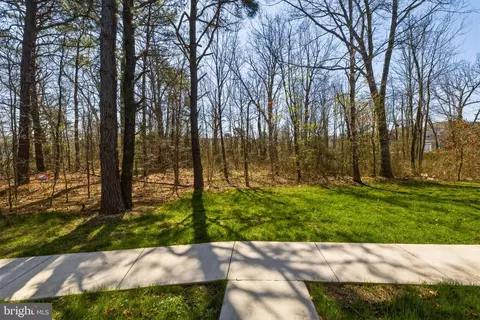 Exterior - 7 Lyons Ct, Sicklerville, NJ 08081 photo 2 of 2
