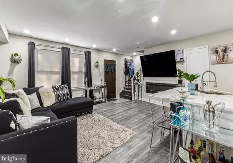 Entry Way - 7 Lyons Ct, Sicklerville, NJ 08081 photo 1 of 1