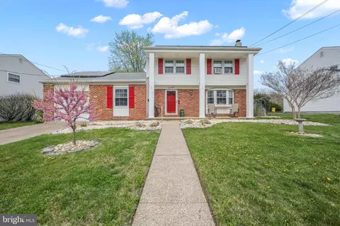 116 Great Oak Rd, Voorhees, NJ 08043