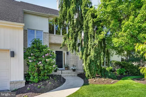 46 Downing Ln, Voorhees, NJ 08043