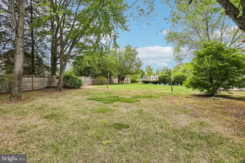 Exterior - 8 Dunham Ct, Berlin, NJ 08009 photo 11 of 15