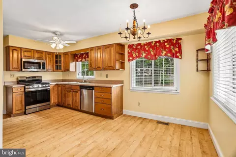 Kitchen - 8 Dunham Ct, Berlin, NJ 08009 photo 1 of 3
