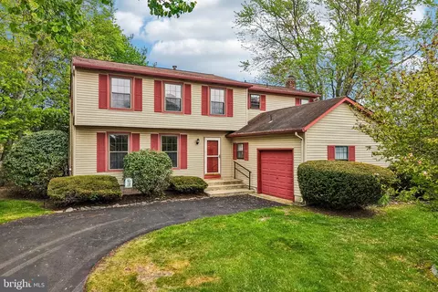 Exterior - 8 Dunham Ct, Berlin, NJ 08009 photo 14 of 15