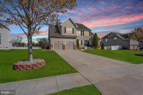 159 Desilvio Dr, Sicklerville, NJ 08081