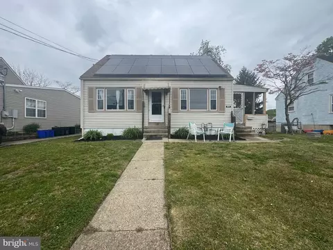 615 W Lincoln Ave, Magnolia, NJ 08049