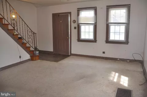 Living - 97 N Read Ave, Runnemede, NJ 08078 photo 1 of 4