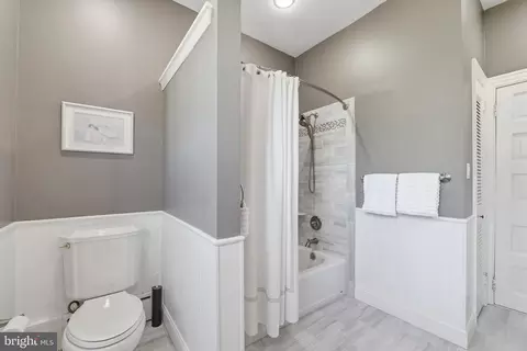 Bath - 406 Warwick Rd, Haddonfield, NJ 08033 photo 5 of 6