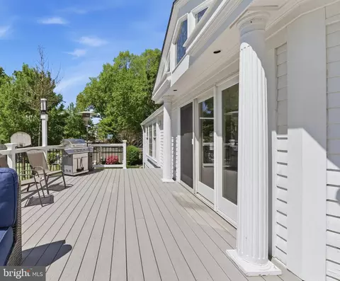 Exterior - 406 Warwick Rd, Haddonfield, NJ 08033 photo 6 of 13