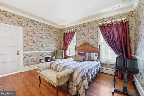 Bedroom - 406 Warwick Rd, Haddonfield, NJ 08033 photo 3 of 6