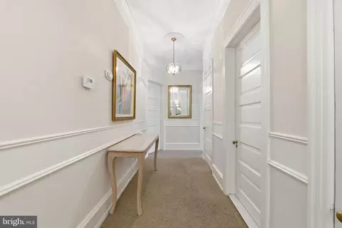 Entry Way - 406 Warwick Rd, Haddonfield, NJ 08033 photo 6 of 8