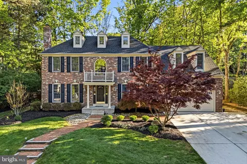 110 Bunning Dr, Voorhees, NJ 08043