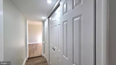 Entry Way - 13 Albert Rd, Glendora, NJ 08029 photo 9 of 11