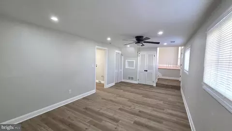Entry Way - 13 Albert Rd, Glendora, NJ 08029 photo 8 of 11
