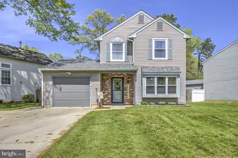 40 Windingbrook Dr, Atco, NJ 08004