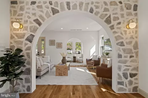 20 E Oakland Ave, Haddon Township, NJ 08107