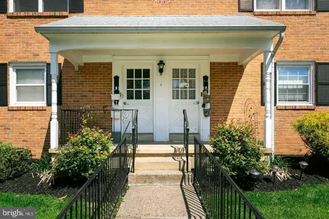 1 A Sterling Ter #A, Stratford, NJ 08084