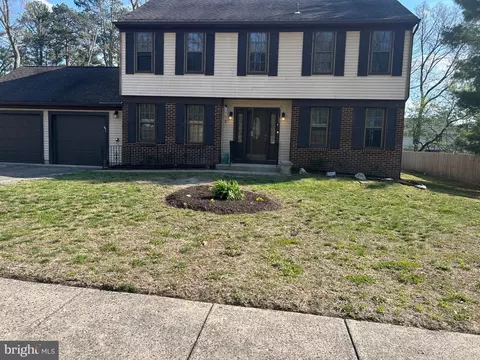 134 Country Ln, Sicklerville, NJ 08081