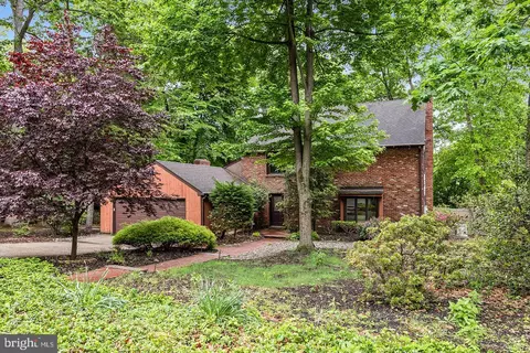 50 E Riding Dr, Cherry Hill, NJ 08003