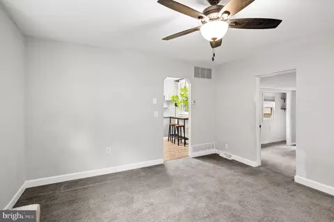 Living - 72 E 9th Ave, Pine Hill, NJ 08021 photo 2 of 2