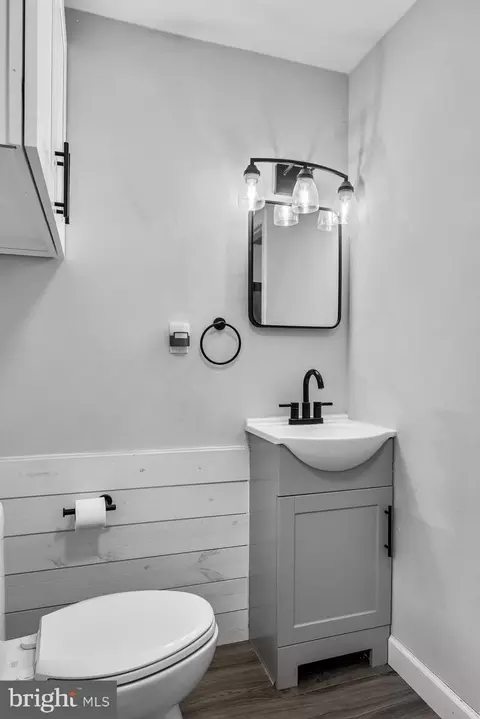 Bath - 72 E 9th Ave, Pine Hill, NJ 08021 photo 1 of 2