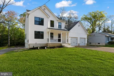 212 Lotus Ave, Voorhees, NJ 08043