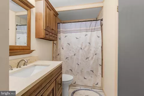 Entry Way - 36 Mohawk Ave, Clementon, NJ 08021 photo 4 of 4