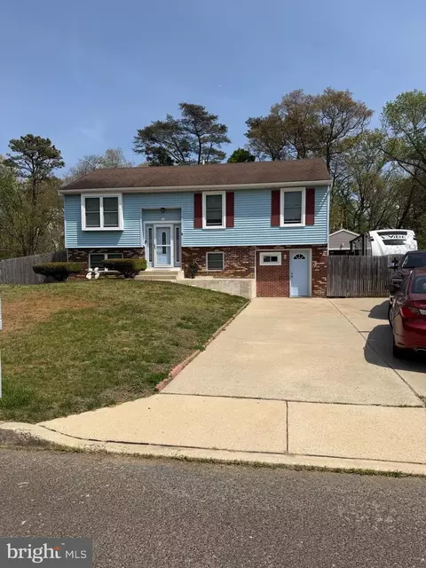 36 Mohawk Ave, Clementon, NJ 08021