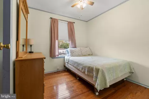 Bedroom - 36 Mohawk Ave, Clementon, NJ 08021 photo 1 of 5