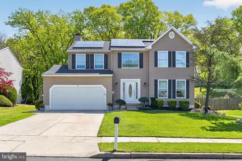 7 Heritage Hill Dr, Sicklerville, NJ 08081