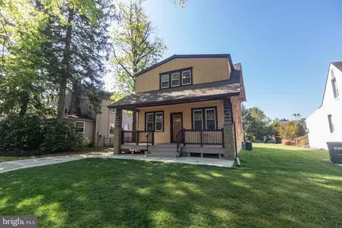 1504 Sycamore St, Haddon Heights, NJ 08035