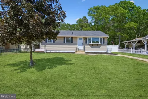 118 Country Club Rd, Pine Hill, NJ 08021