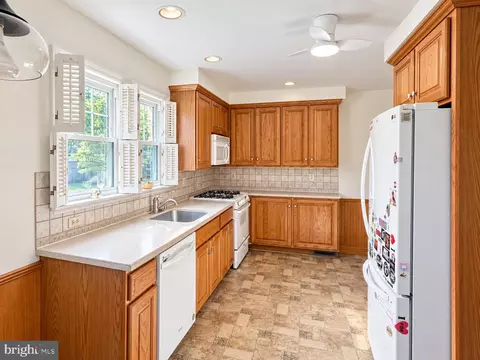 934 Morris St, Gloucester City, NJ 08030