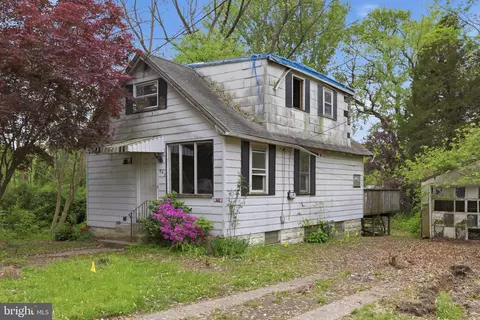 342 Empire Ave, Blackwood, NJ 08012