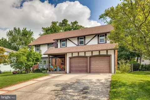 1113 Sea Gull Ln, Cherry Hill, NJ 08003