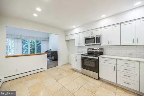 Entry Way - 24 Centura, Cherry Hill, NJ 08003 photo 3 of 6