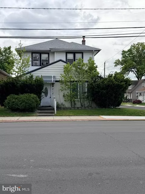 414 W Kings Hwy, Mount Ephraim, NJ 08059