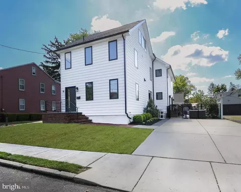 14 E Crystal Lake Ave, Haddon Township, NJ 08108