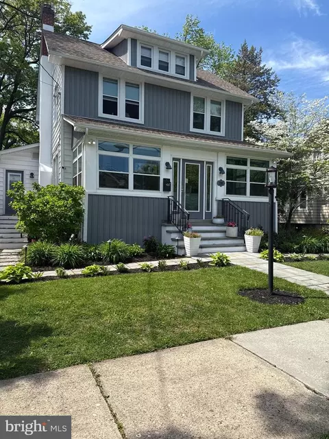 709 Lees Ave, Collingswood, NJ 08108
