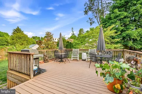 Exterior - 404 Graisbury Ave, Haddonfield, NJ 08033 photo 5 of 9