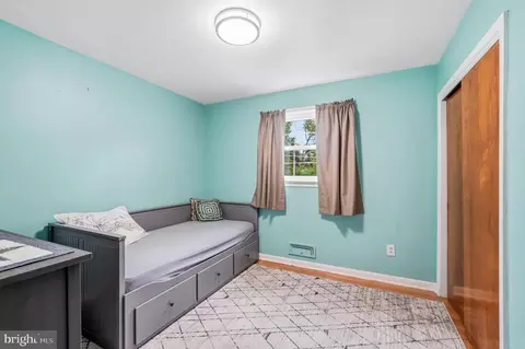Bedroom - 404 Graisbury Ave, Haddonfield, NJ 08033 photo 3 of 3