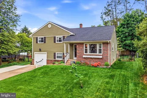 Exterior - 404 Graisbury Ave, Haddonfield, NJ 08033 photo 2 of 9
