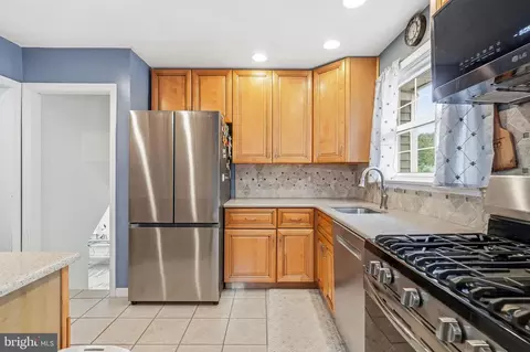 Kitchen - 404 Graisbury Ave, Haddonfield, NJ 08033 photo 1 of 4